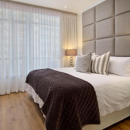 Sandton Apartment 15 West Road South Йоганнесбурґ Екстер'єр фото